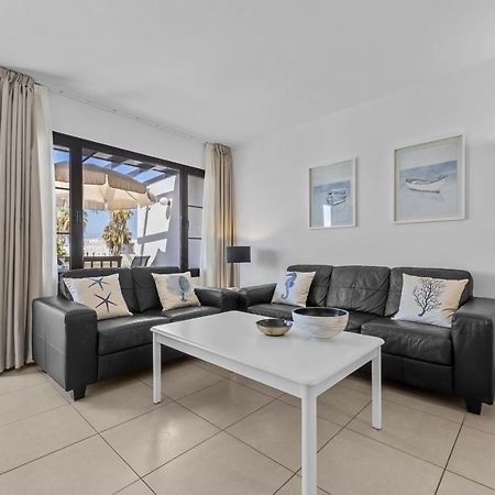 Casahost Bastian Boutique II Seaview Daire Costa Teguise Dış mekan fotoğraf